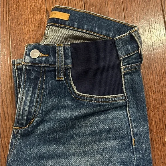 Joe’s Maternity Jeans - Picture 3 of 3